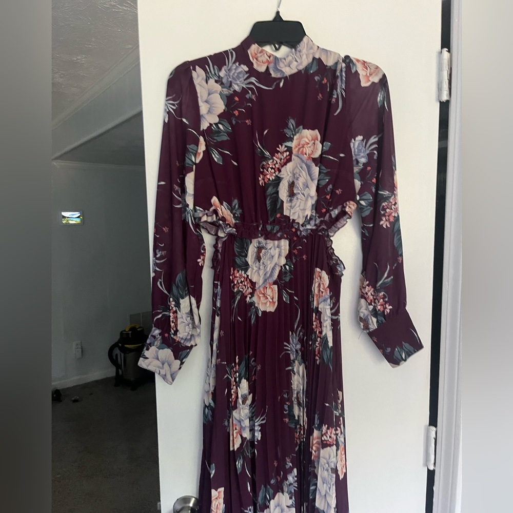 Vici long sleeve floral dress